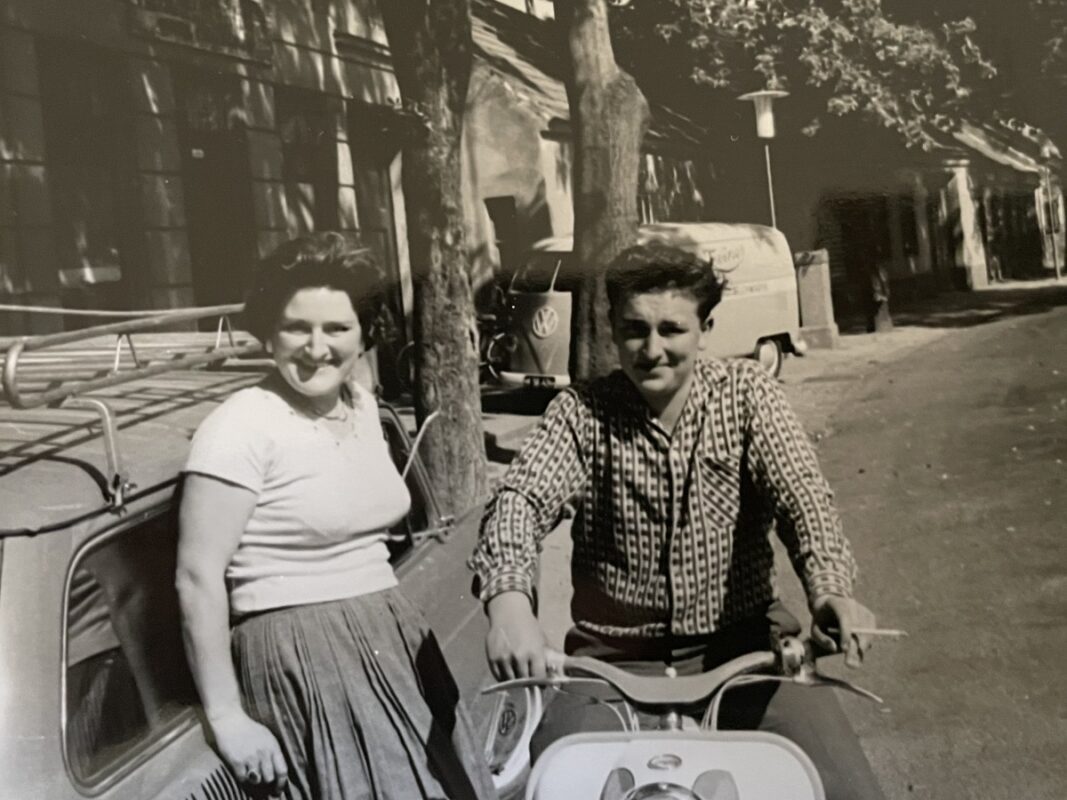 Wolfgang & Editha vor VW Bus